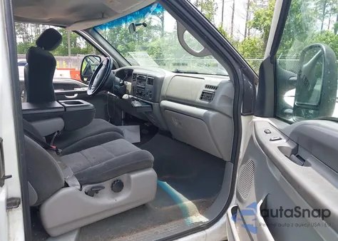 2002 Ford F-250 Lariat/Xl/Xlt z USA, uszkodzony, nr VIN 1FTNX20F42EC60263